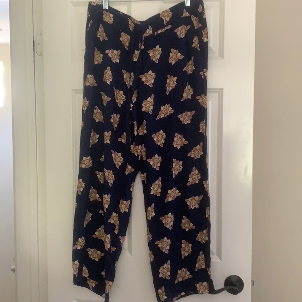 Flowy floral pants